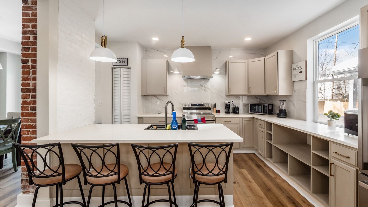 Photo of Kitchen in Livingston Park
