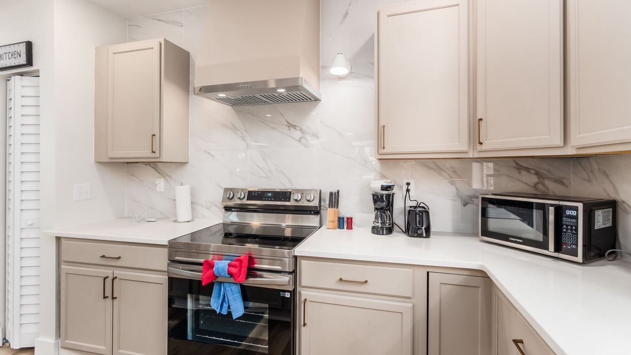 Photo of Kitchen in Livingston Park