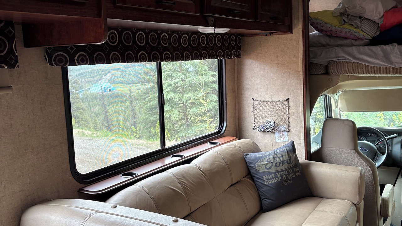Photo of Livingroom in Healy