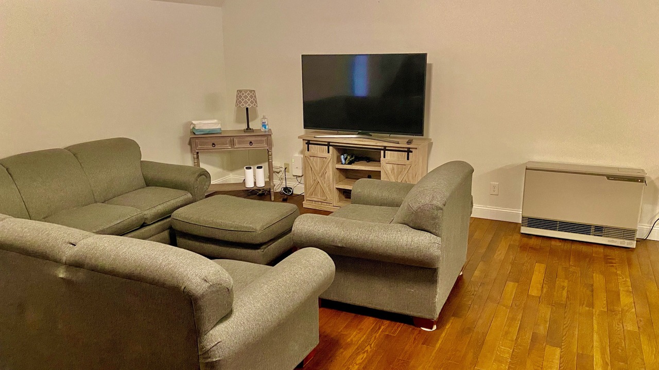 Photo of Livingroom in Orono