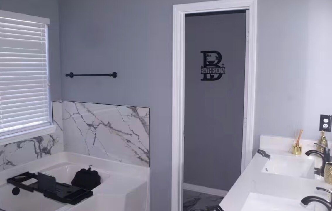 Photo of Bathroom in Church Street
