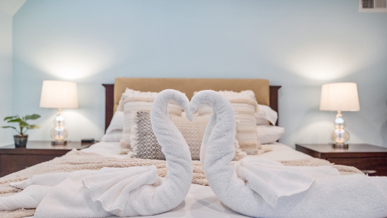 Photo of Bedroom in Merced Manor