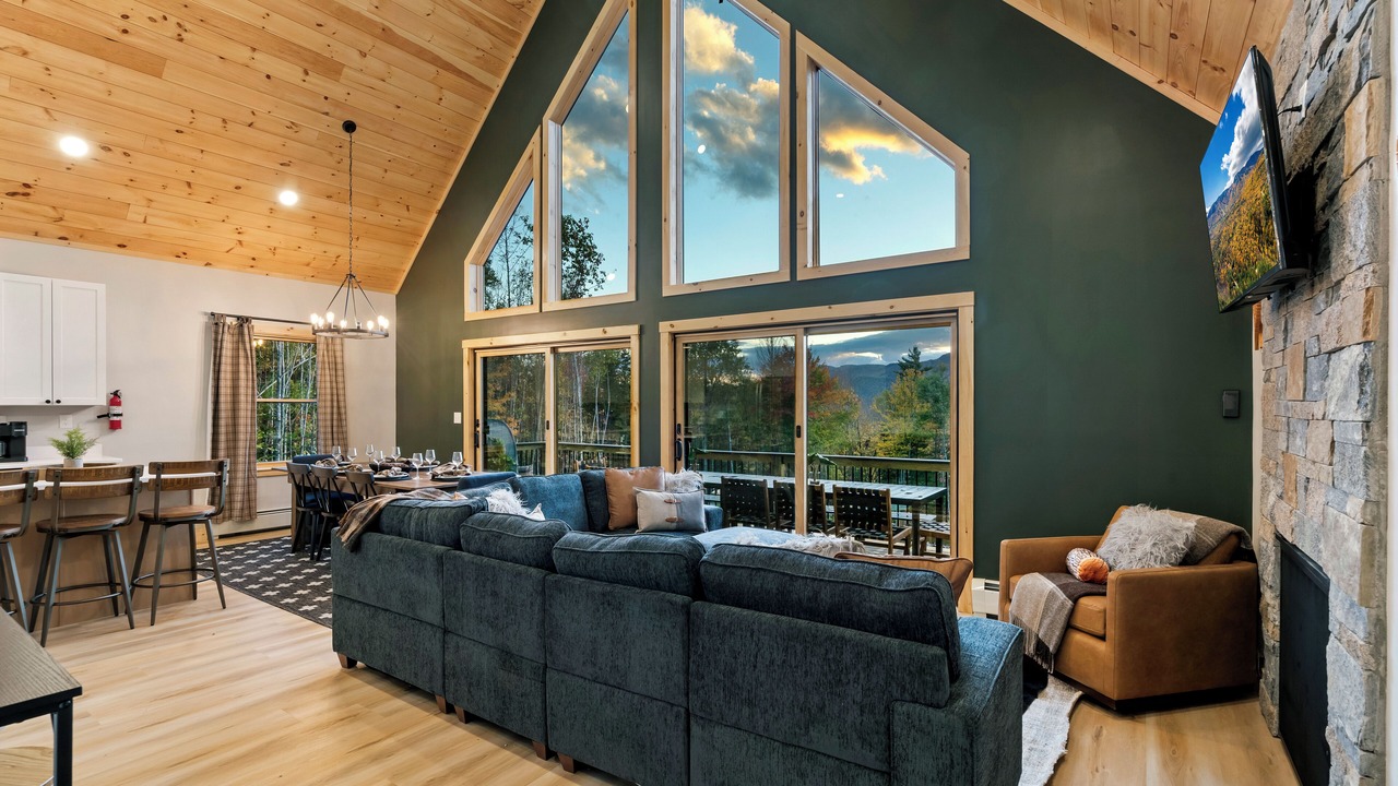 Photo of Livingroom in Bethel