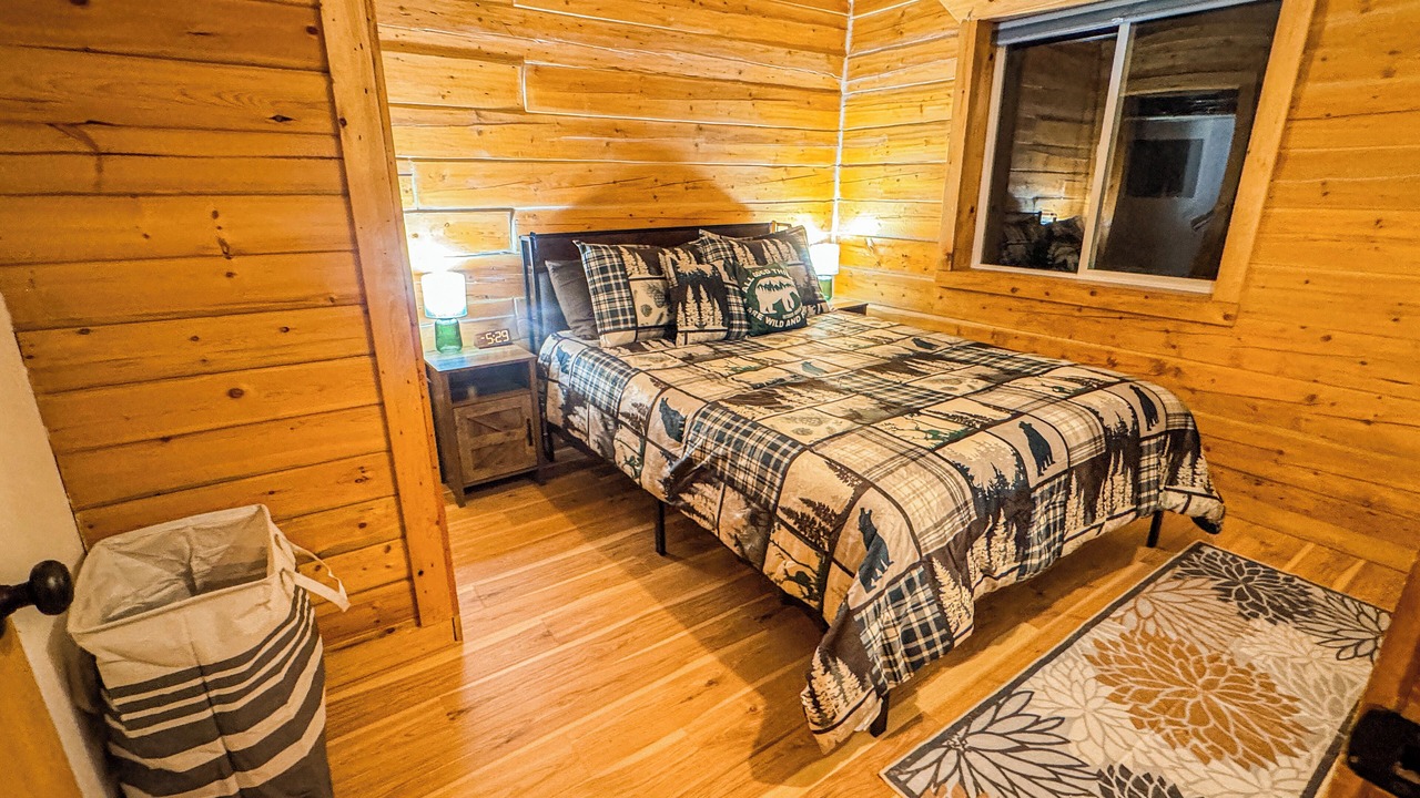 Photo of Bedroom in Fairbanks