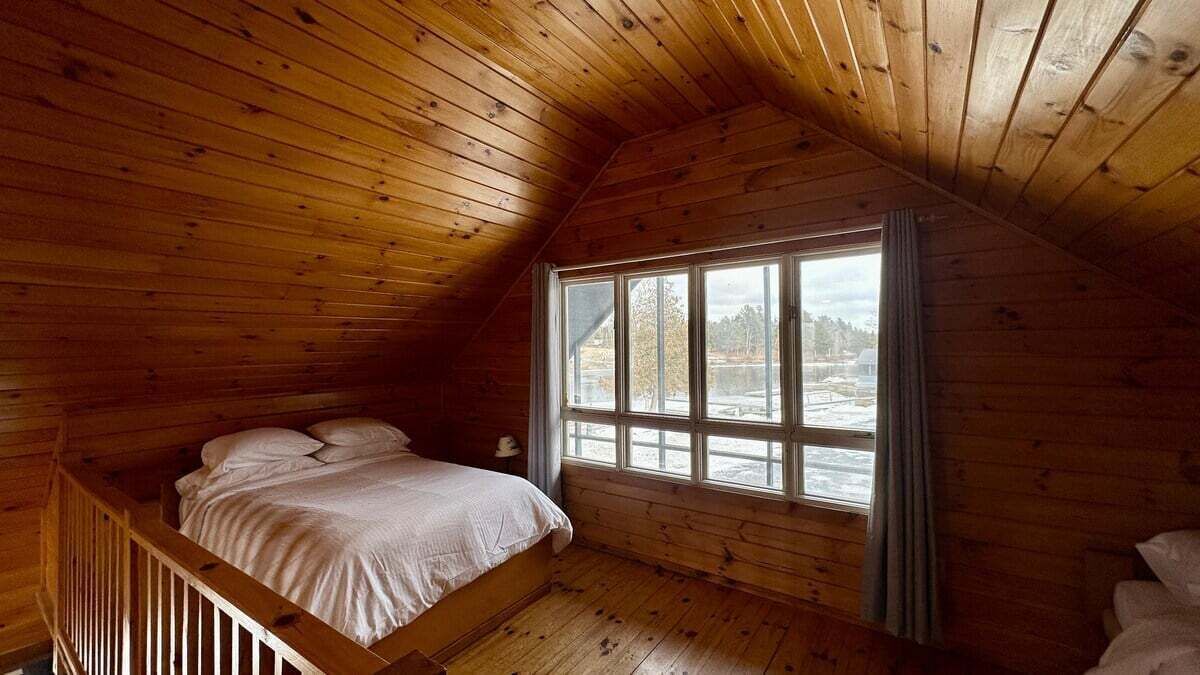 Photo of Bedroom in Northeast Somerset