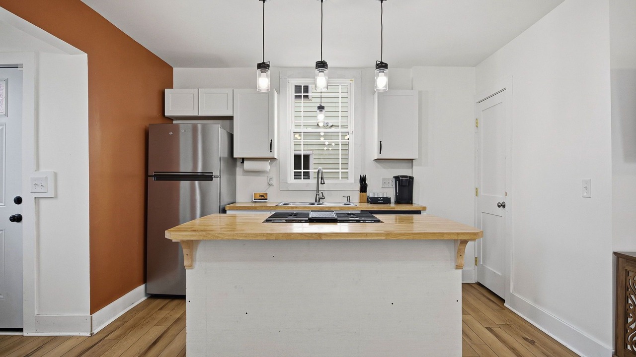 Photo of Kitchen in Near East Columbus