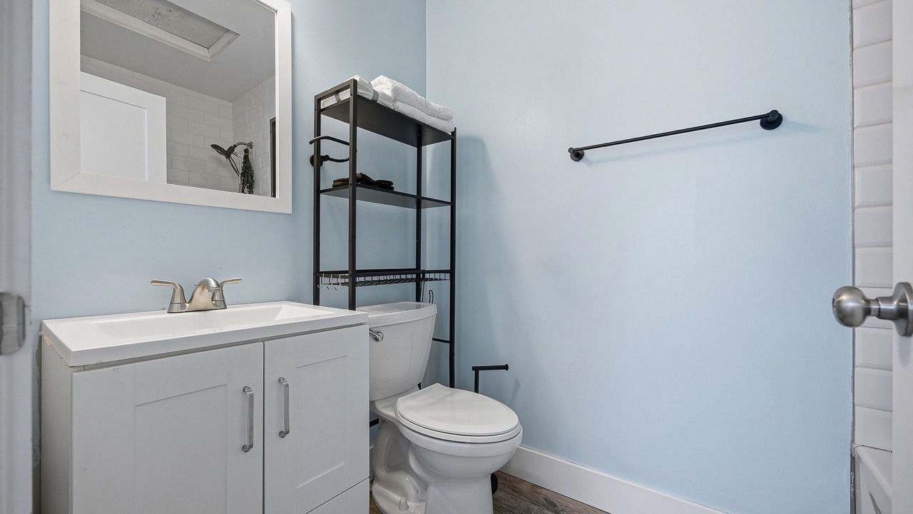Photo of Bathroom in Near East Columbus
