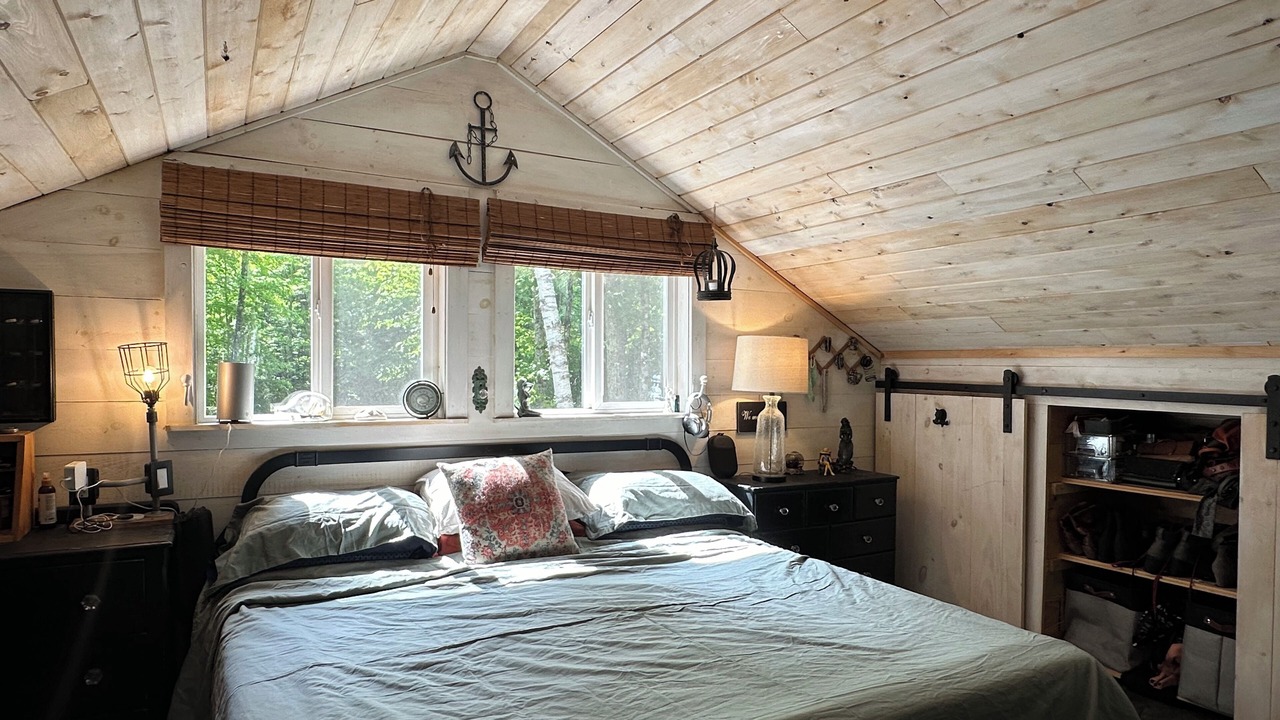 Photo of Bedroom in Newport