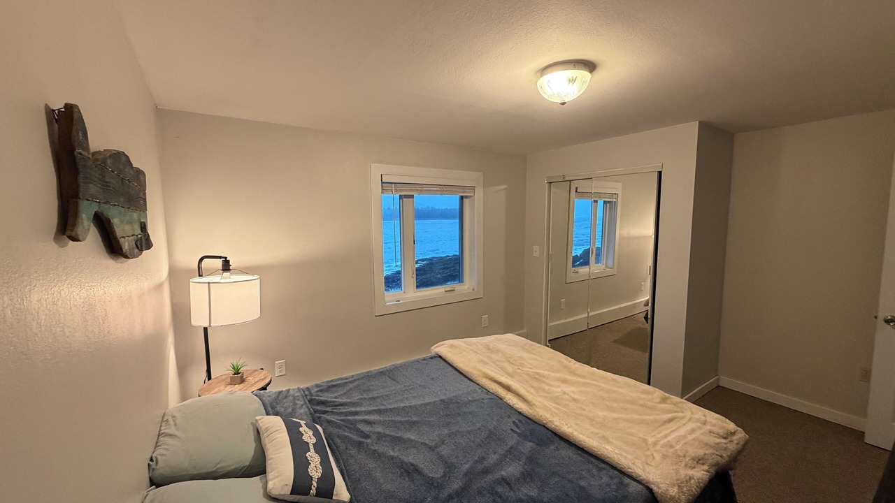 Photo of Bedroom in Saxman