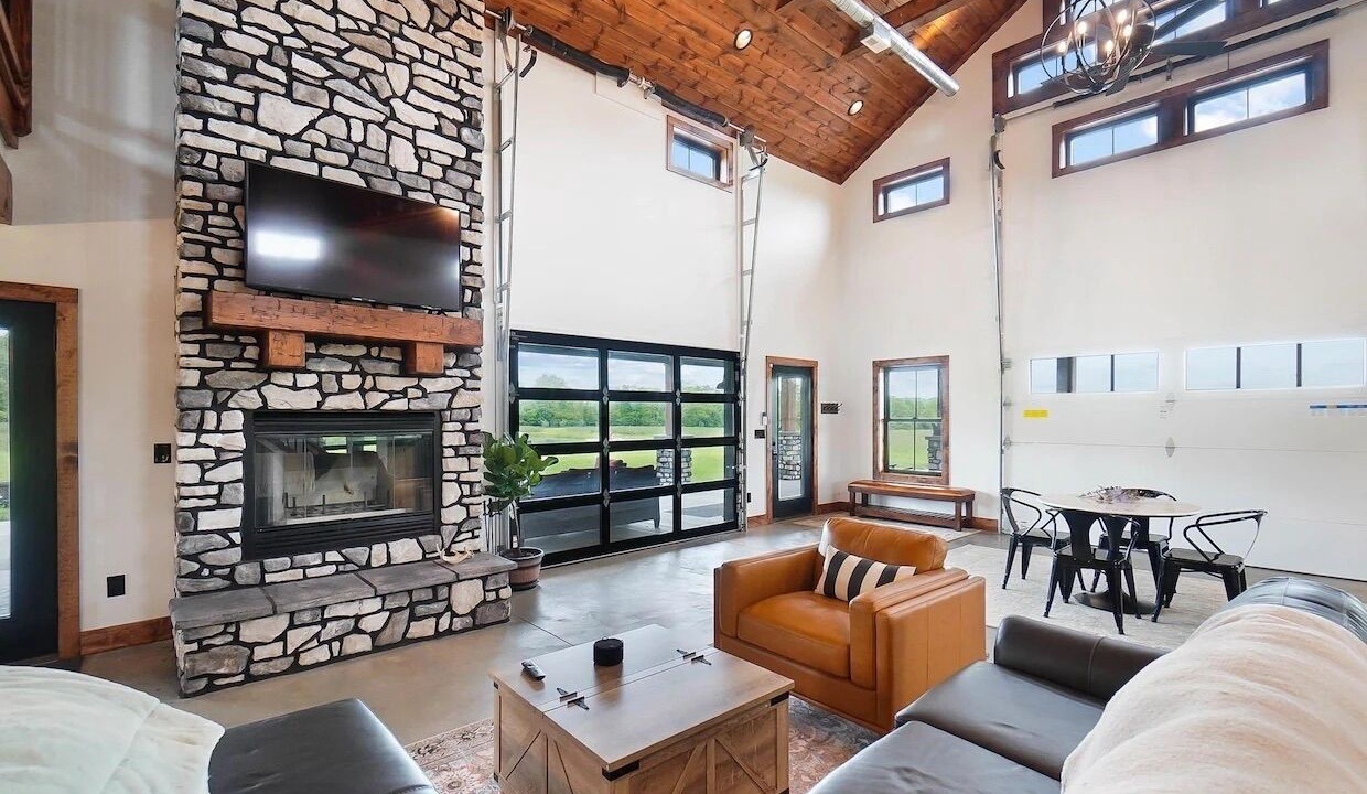 Photo of Livingroom in Granville
