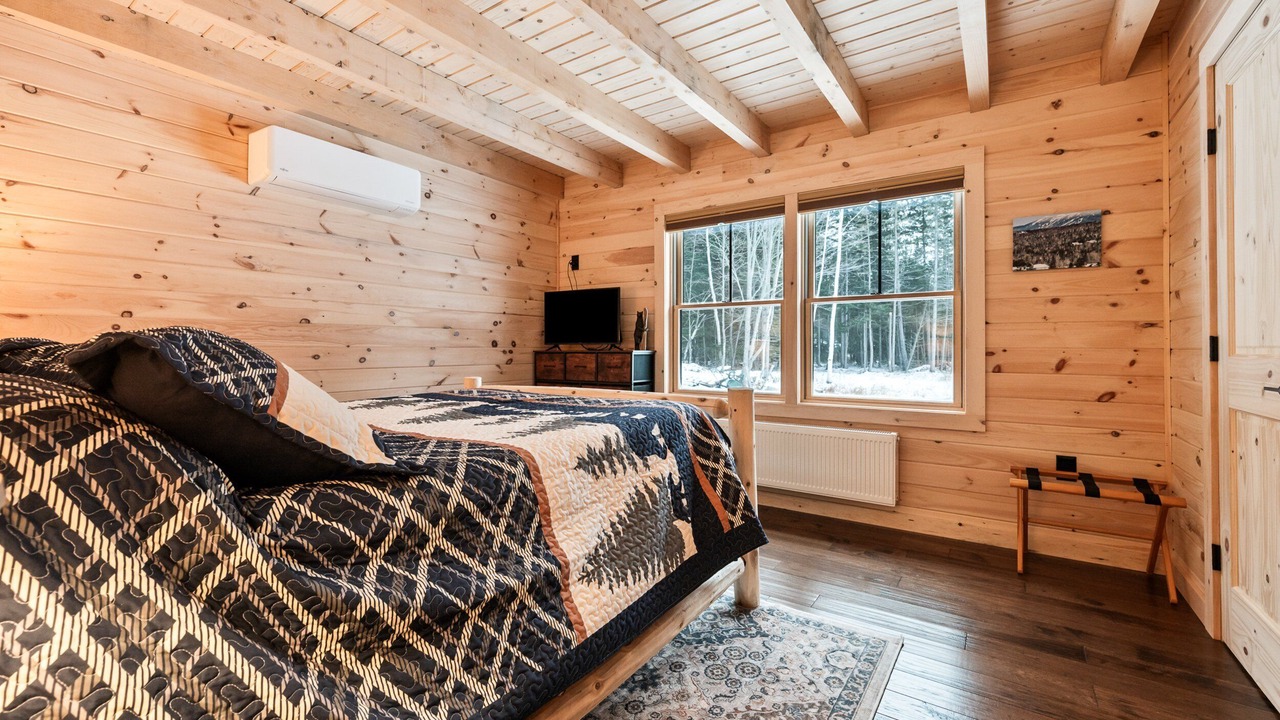 Photo of Bedroom in Rangeley