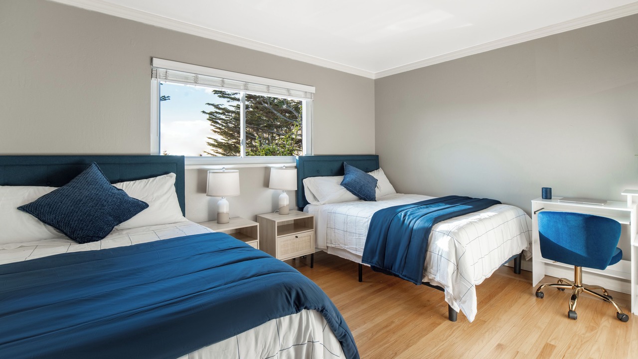 Photo of Bedroom in East Richmond Heights