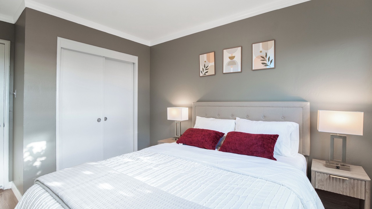 Photo of Bedroom in East Richmond Heights