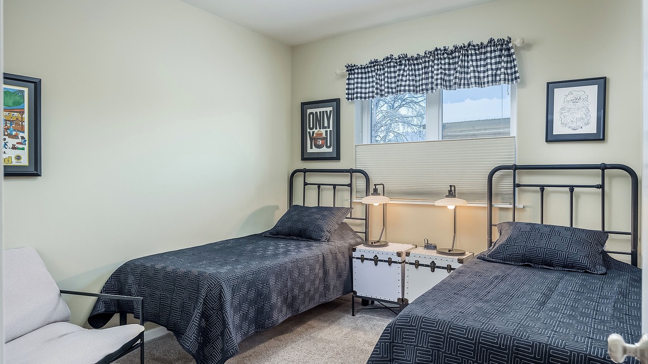 Photo of Bedroom in Fairbanks