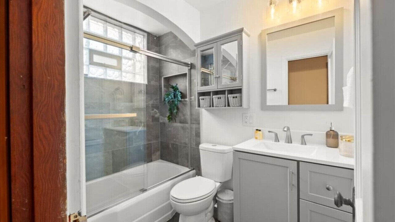 Photo of Bathroom in Clintonville