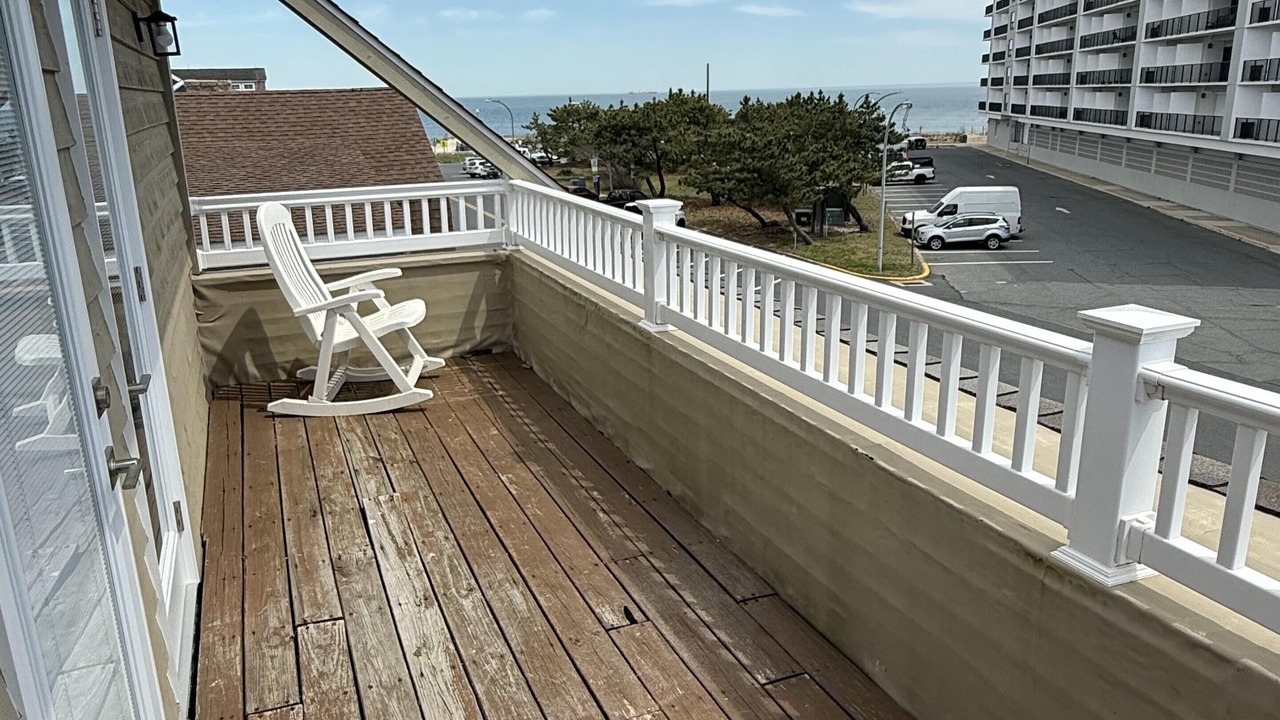 Photo of Patio Balcony in The Pines