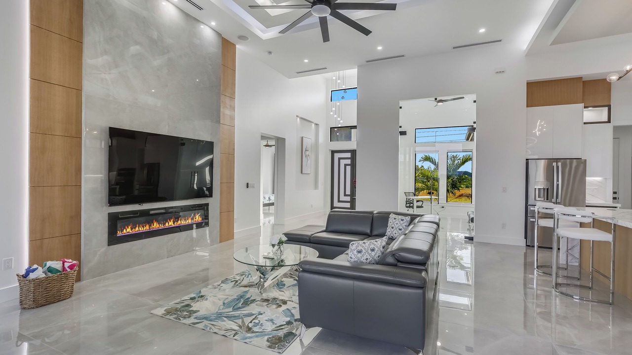 Photo of Livingroom in Burnt Store