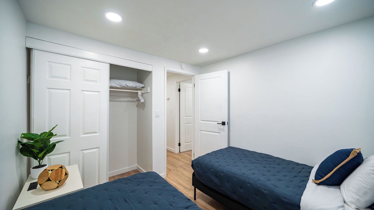 Photo of Bedroom in Summit Station