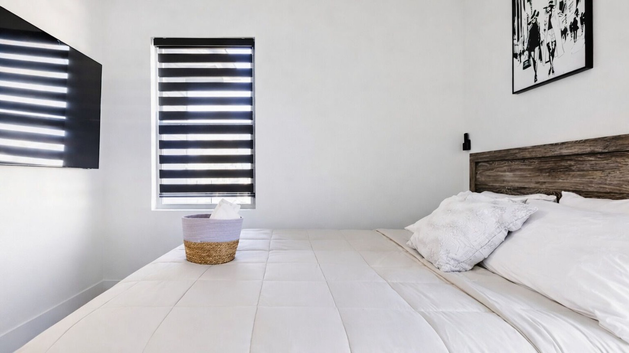 Photo of Bedroom in Jefferson Park