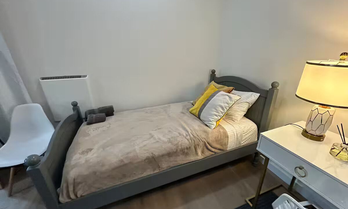 Photo of Bedroom in Redwood City