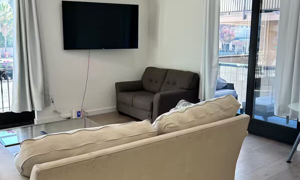 Photo of Livingroom in Redwood City