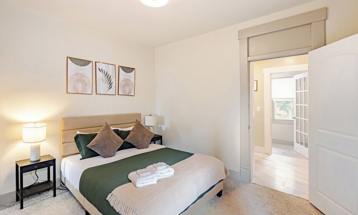 Photo of Bedroom in Franklin Park
