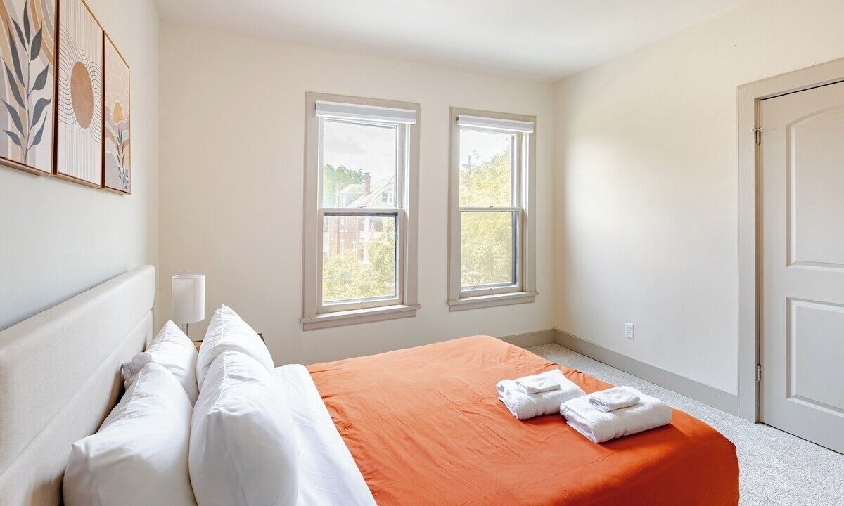 Photo of Bedroom in Franklin Park