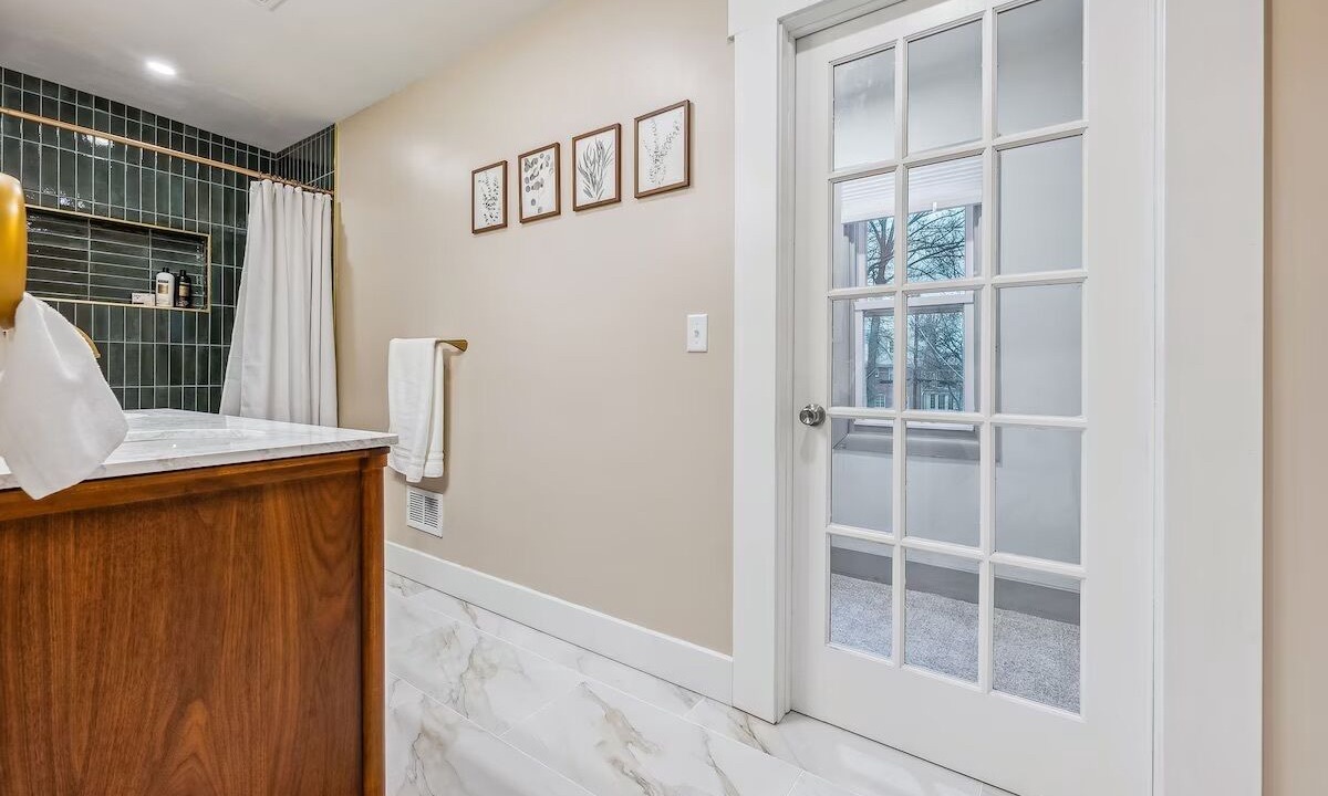 Photo of Bathroom in Franklin Park