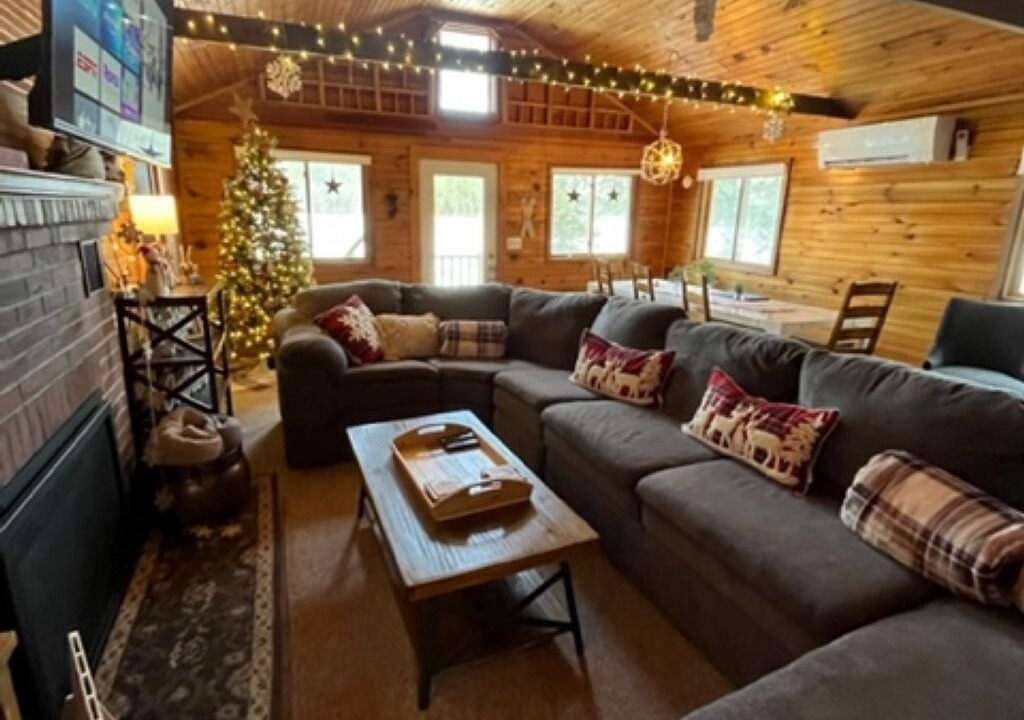 Photo of Livingroom in Bethel