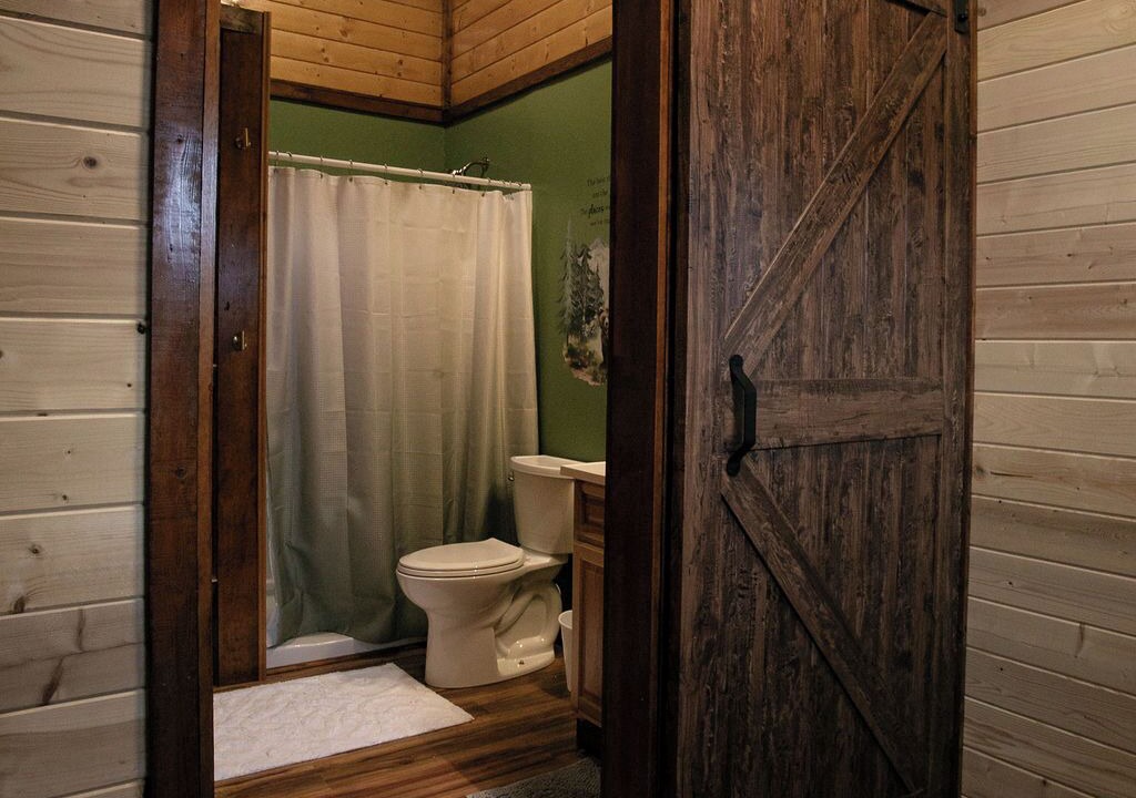 Photo of Bathroom in Diamond Ridge