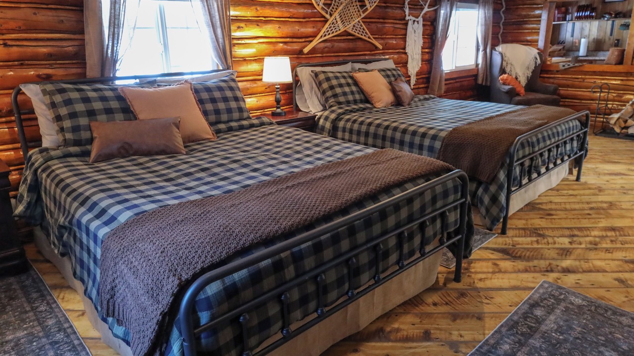 Photo of Bedroom in Gakona