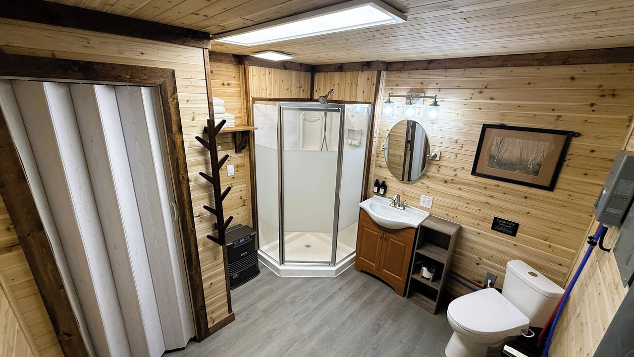 Photo of Bathroom in Badger