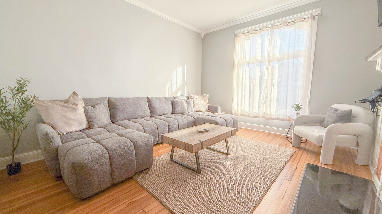 Photo of Livingroom in Olde Towne East