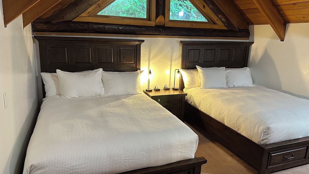Photo of Bedroom in Ketchikan