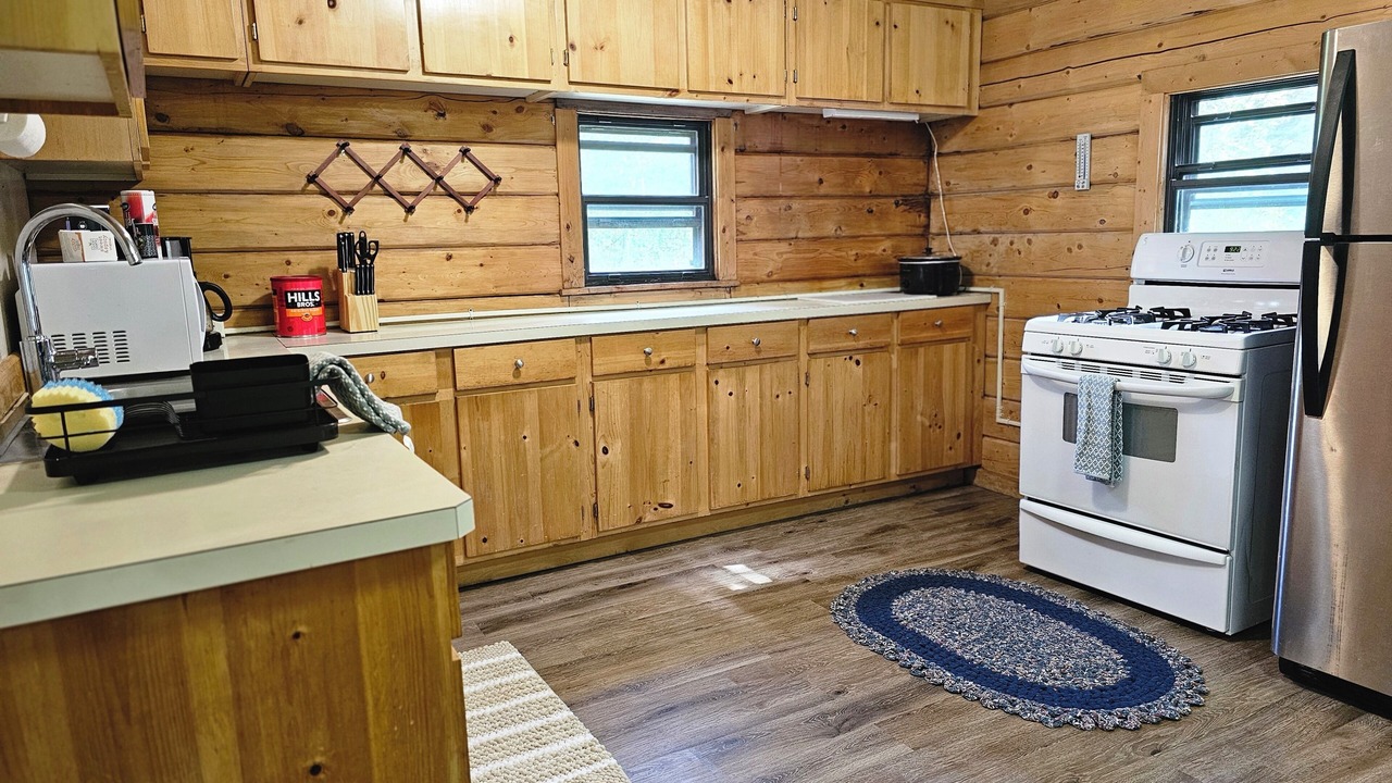 Photo of Kitchen in Kenny Lake