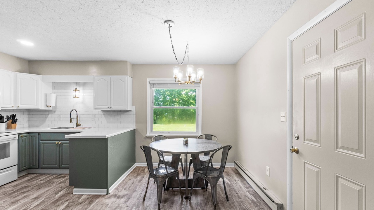 Photo of Kitchen in Raymond
