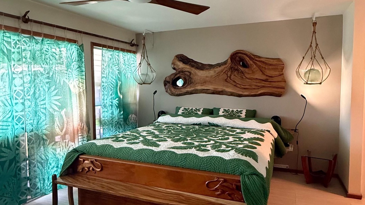 Photo of Bedroom in Hawaii Kai