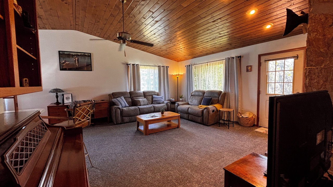 Photo of Livingroom in Kenai