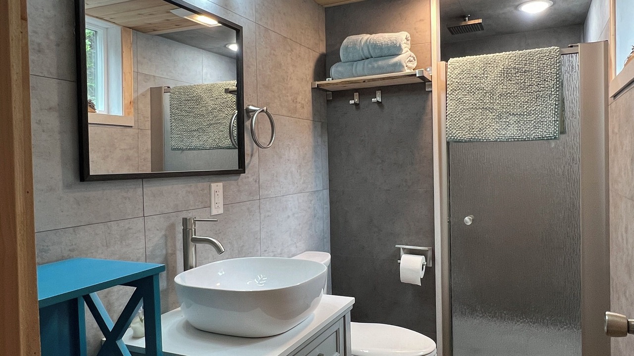 Photo of Bathroom in Chiniak