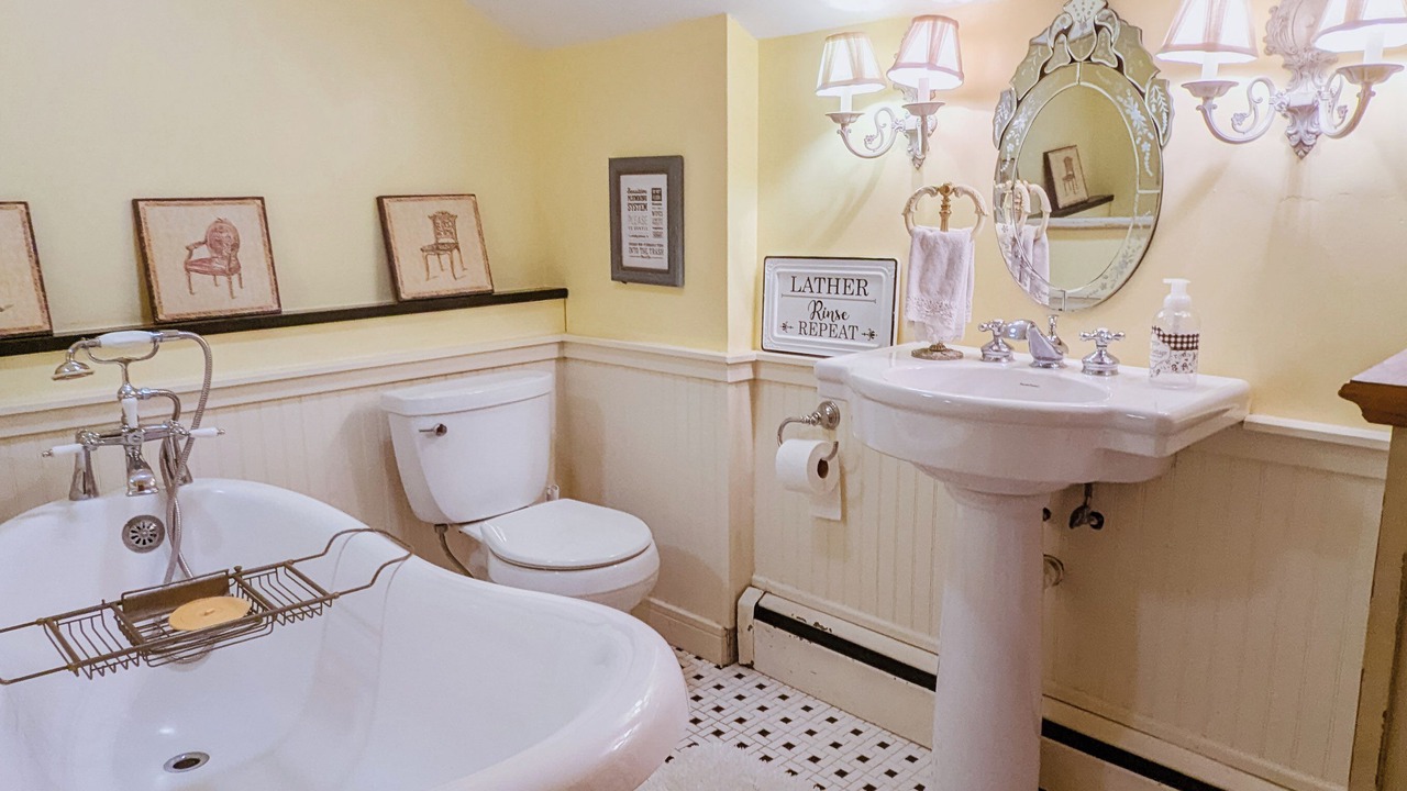 Photo of Bathroom in Springfield