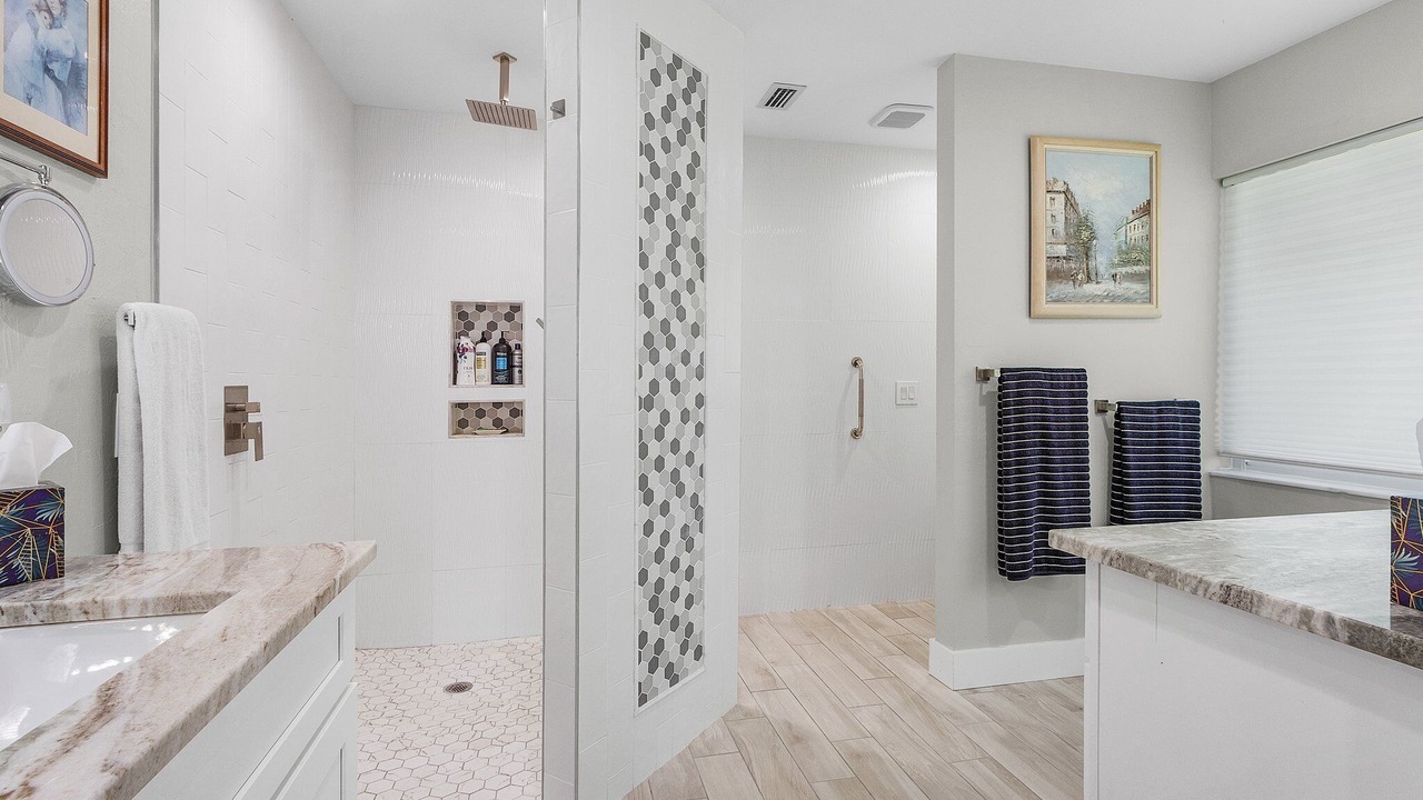 Photo of Bathroom in Eight Lakes