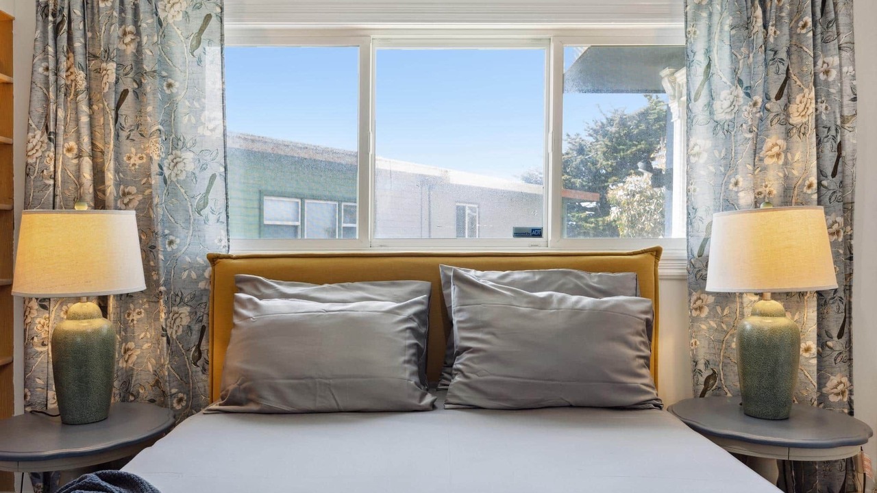 Photo of Bedroom in Westlake