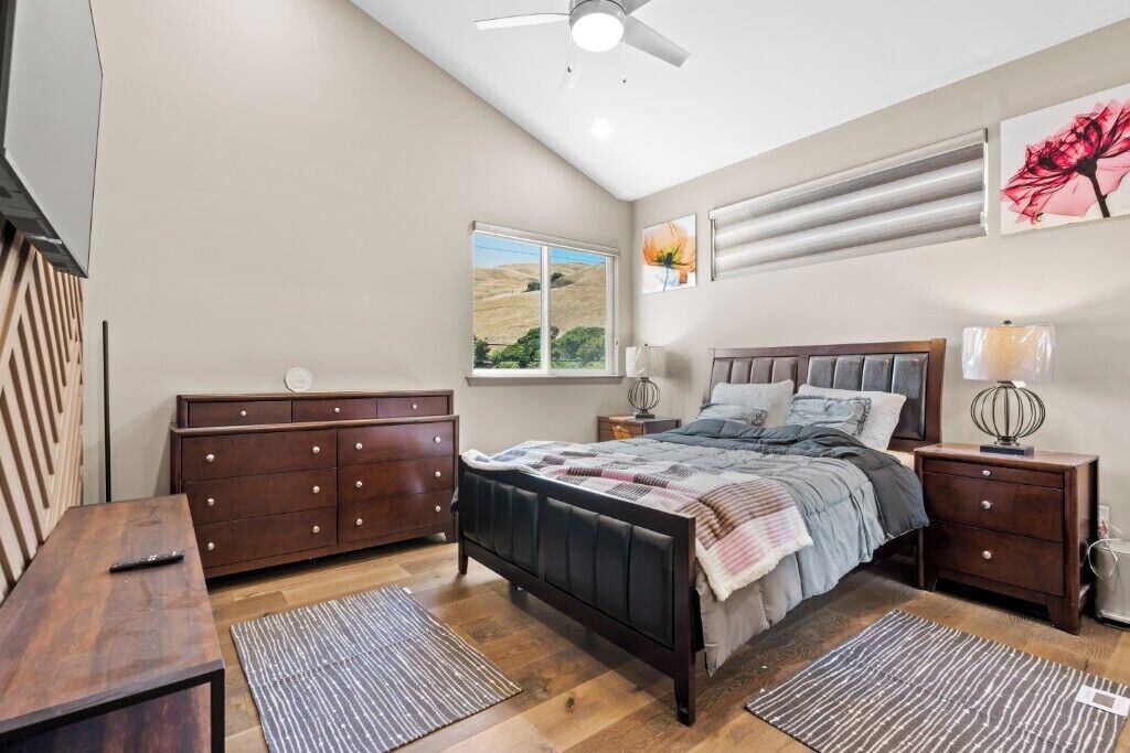 Photo of Bedroom in Fremont