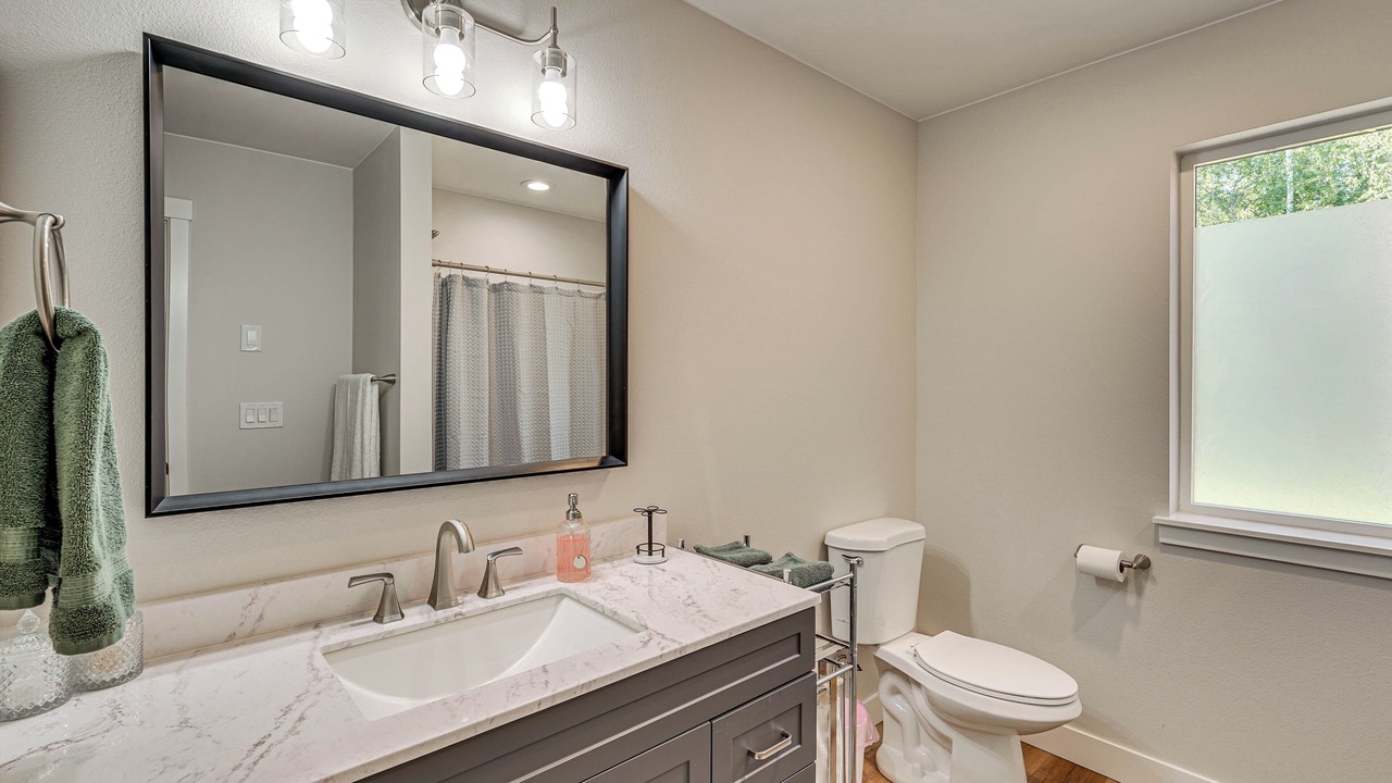 Photo of Bathroom in Meadow Lakes