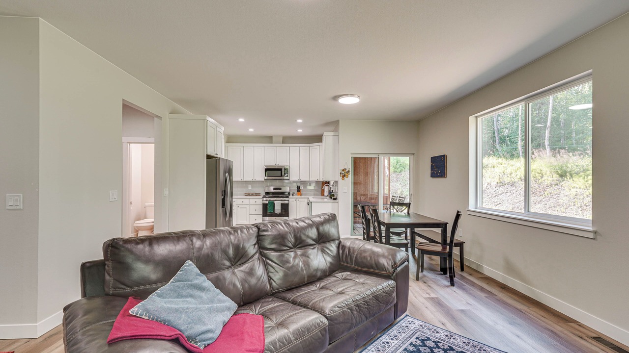 Photo of Livingroom in Meadow Lakes