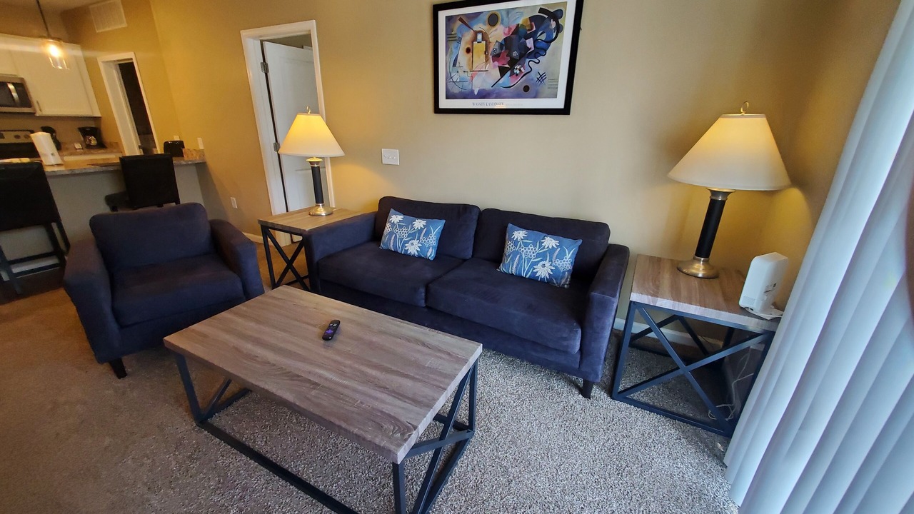 Photo of Livingroom in Tuttle West