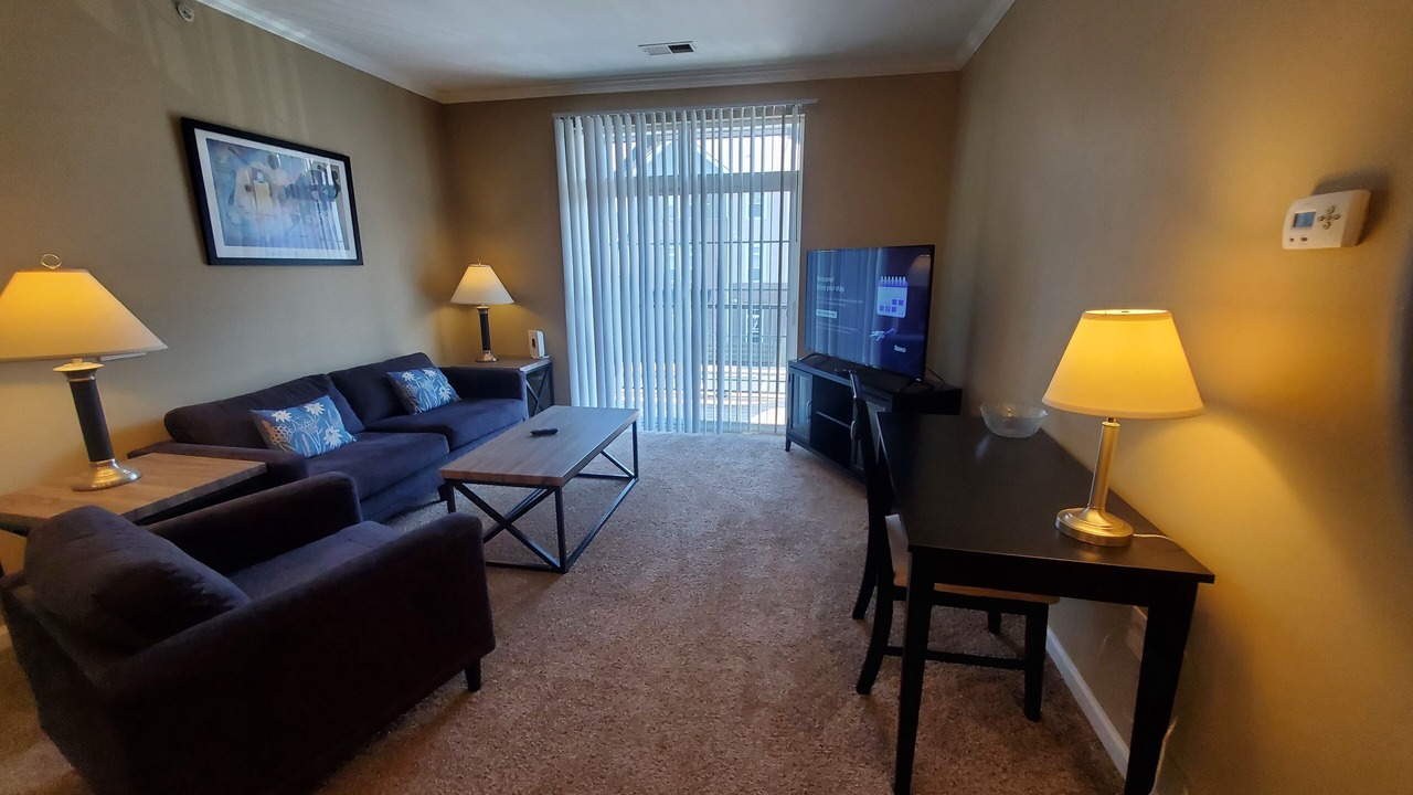 Photo of Livingroom in Tuttle West