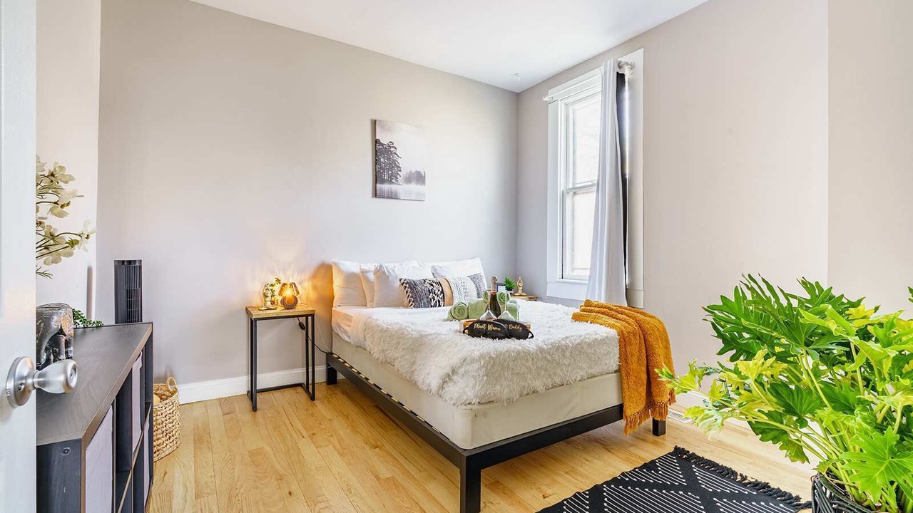 Photo of Bedroom in Victorian Village