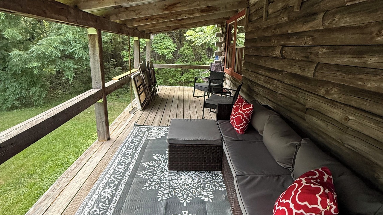 Photo of Patio Balcony in Island Falls
