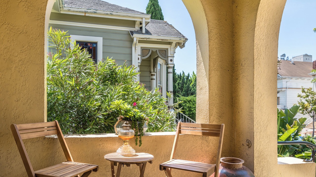 Photo of Patio Balcony in West Oakland